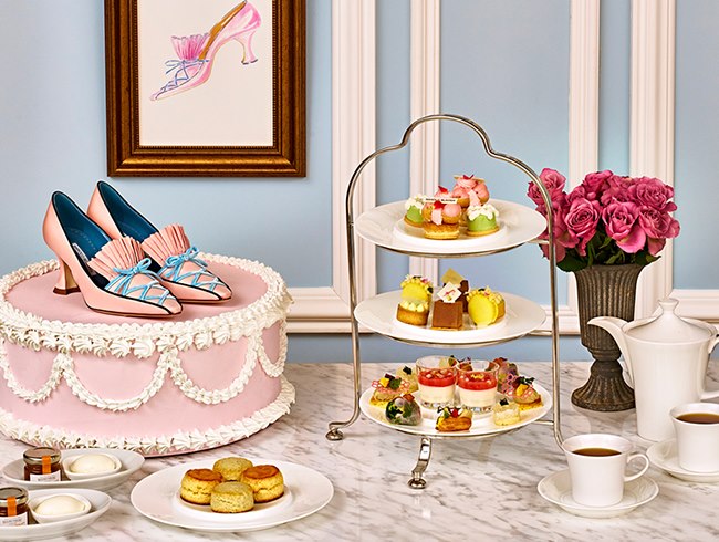 マリー・アントワネット by マノロ ブラニク アフタヌーンティー